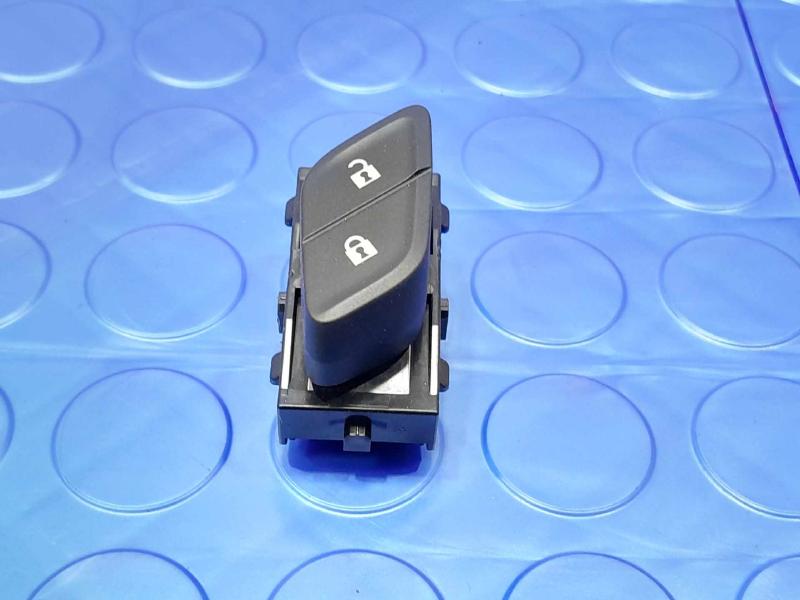 2023 Chevrolet Trailblazer Door Switch Front