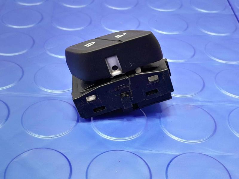 2023 Chevrolet Trailblazer Door Switch Front