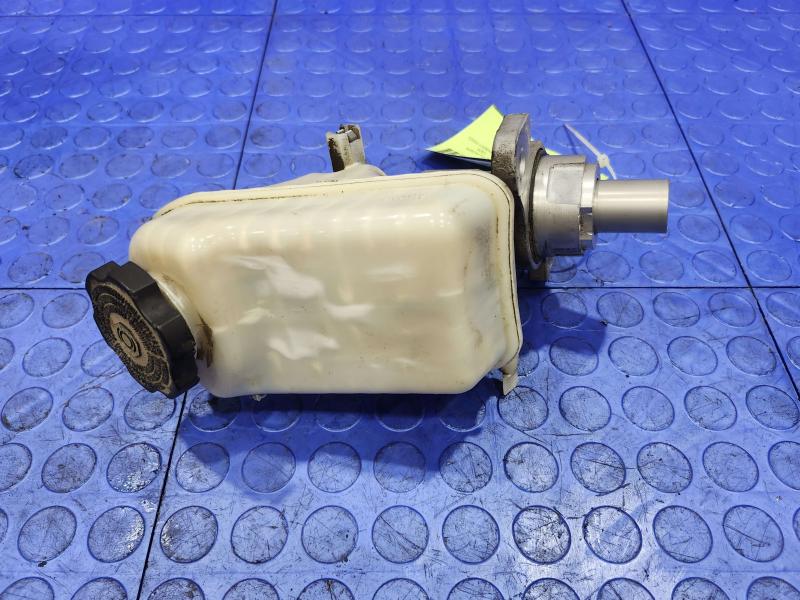 2016 Cadillac ATS Master Cylinder