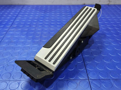 2009-2013 Infiniti FX35 FX37 FX50 OEM Accelerator Pedal Assembly 18002-1CA0C