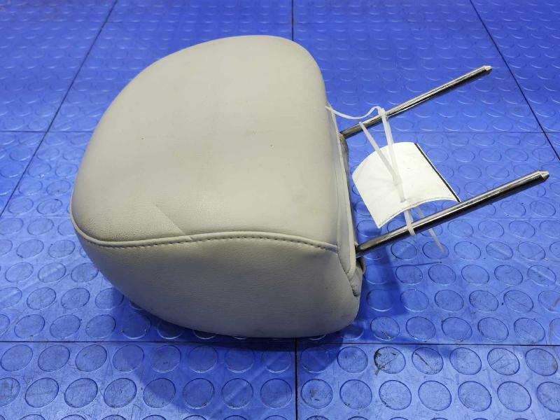 2010 Chevrolet Impala Headrest