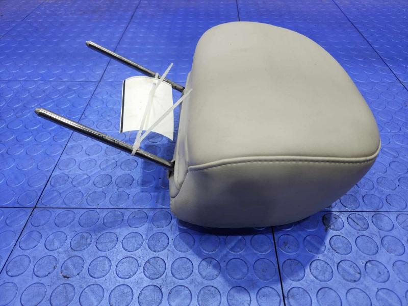 2010 Chevrolet Impala Headrest