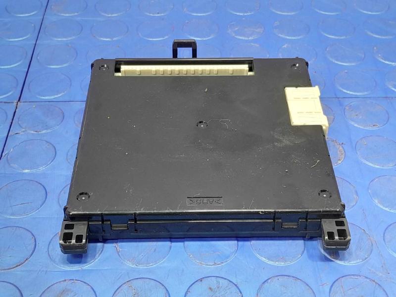 2015 Toyota RAV4 Network Multiplex Control Module Genuine OEM 89221-42102