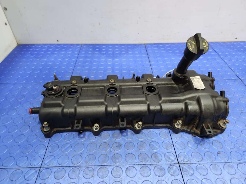 2012 Dodge Grand Caravan Valve Cover