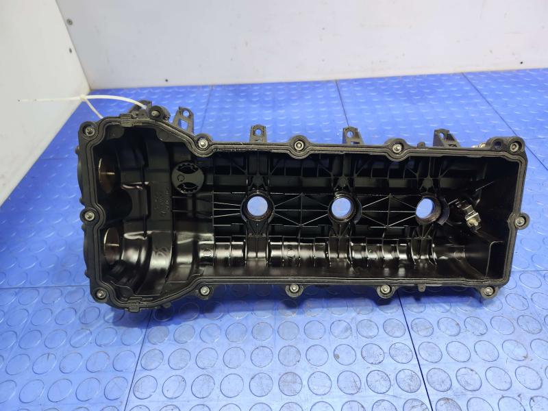 2012 Dodge Grand Caravan Valve Cover