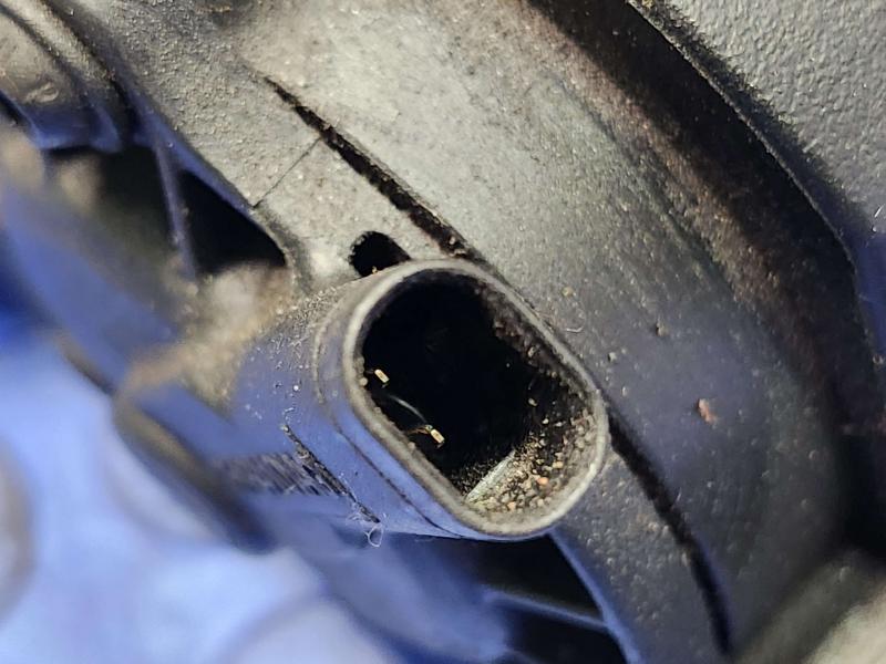 2012 Dodge Grand Caravan Valve Cover