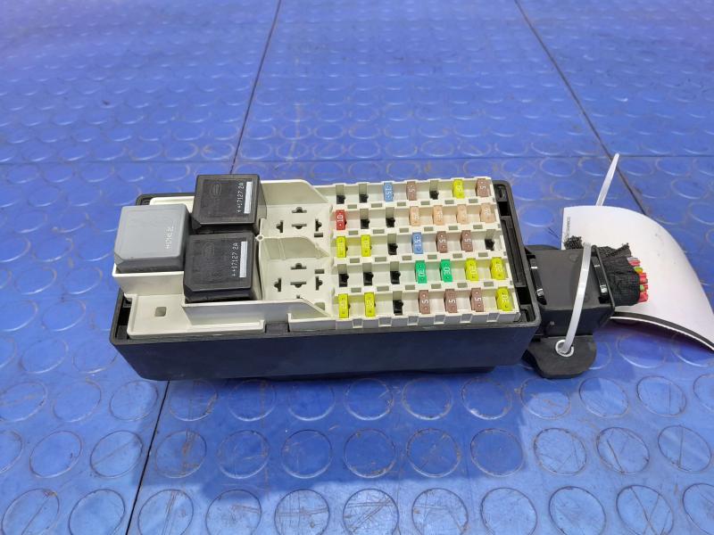 2018 Jaguar XE Cabin Fuse Box