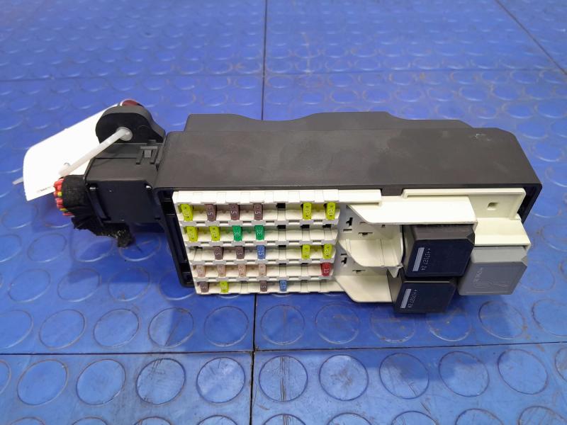 2018 Jaguar XE Cabin Fuse Box