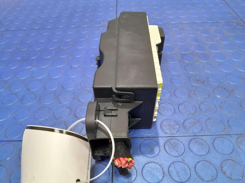 2018 Jaguar XE Cabin Fuse Box