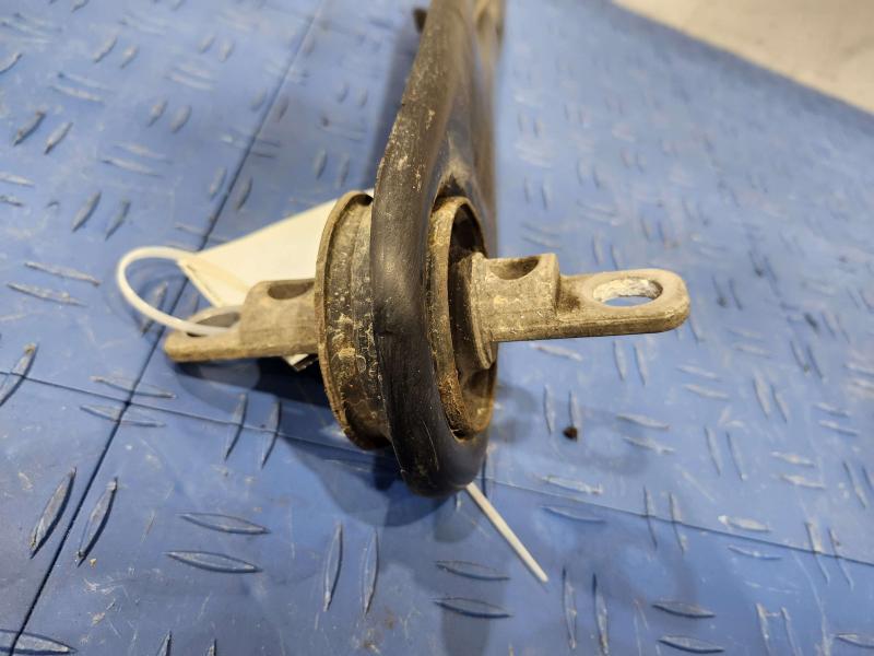 2015 Chrysler 200 Lower Control Arm Rr