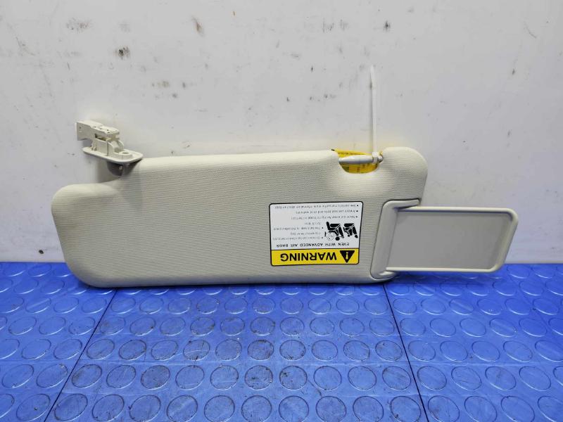 2017 Mazda Mazda3 Sun Visor