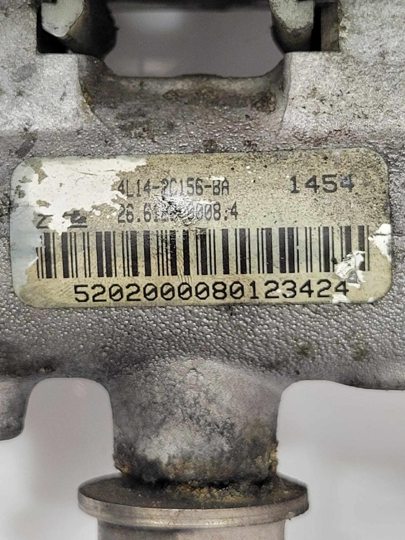 2002 - 2006 Lincoln Navigator Brake Master Cylinder Assembly OEM 2L142004DA