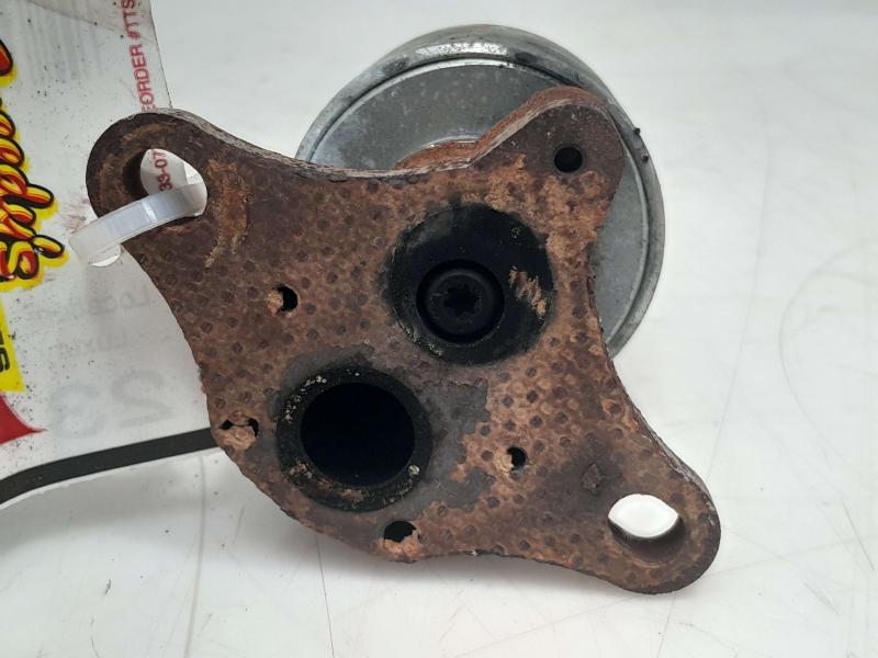 2006-2011 Cadillac 4.6L EGR Exhaust Gas Recirculation Valve OEM 12575313