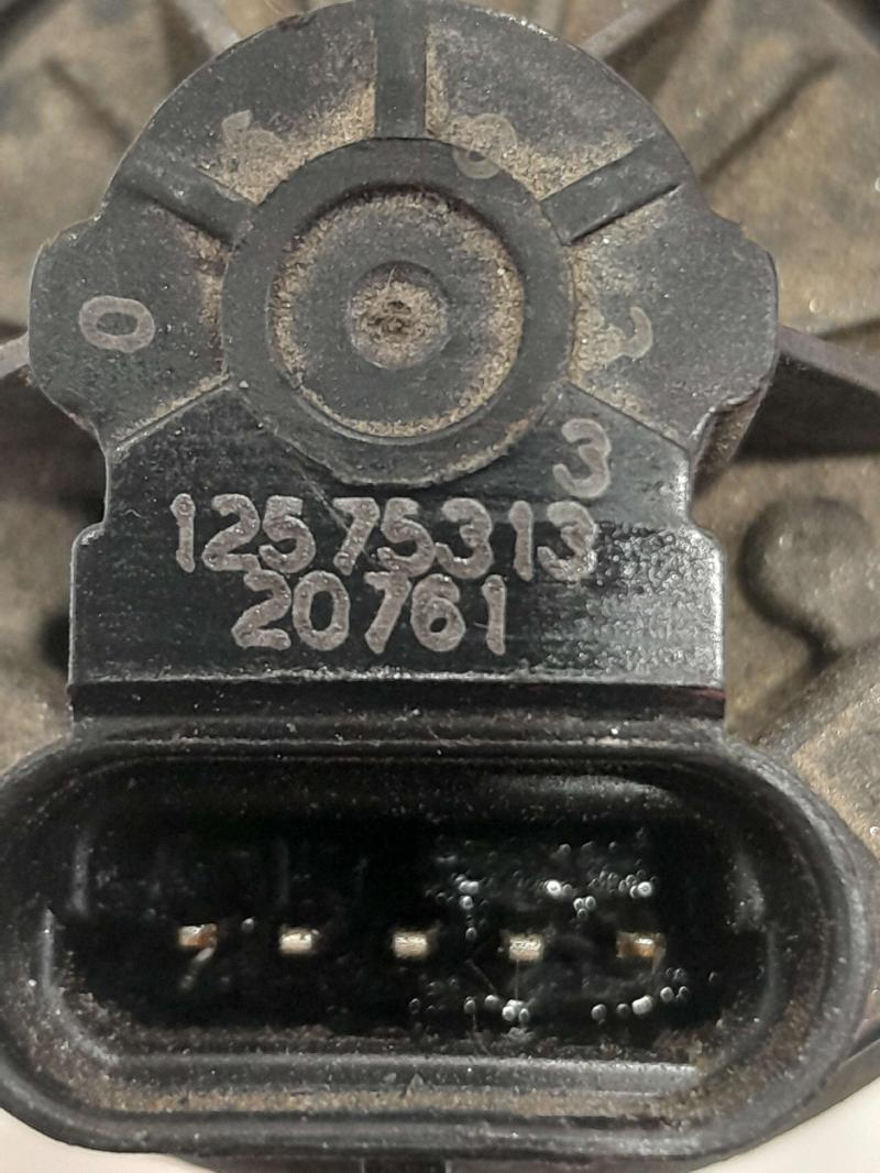2006-2011 Cadillac 4.6L EGR Exhaust Gas Recirculation Valve OEM 12575313