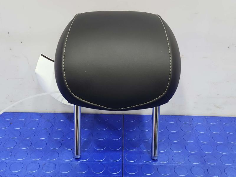 2016 Cadillac ATS Headrest