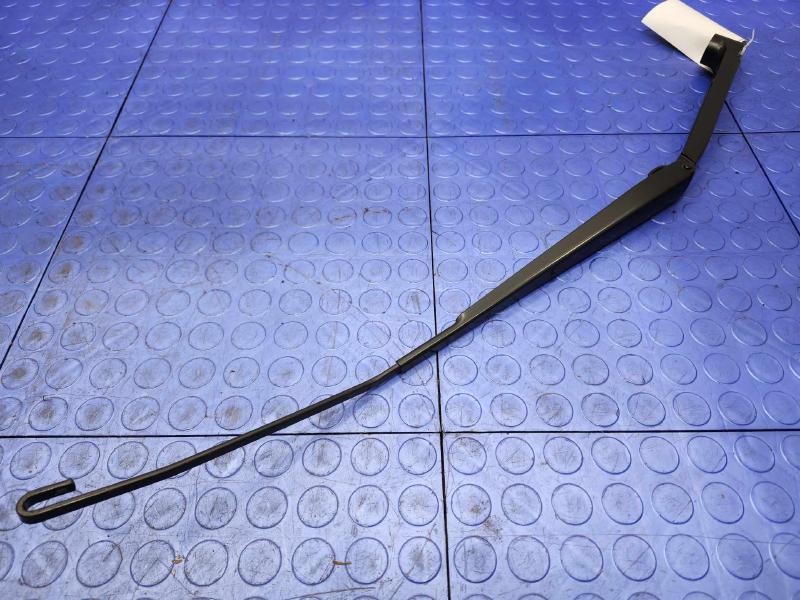 2015 Nissan Leaf Wiper Arm