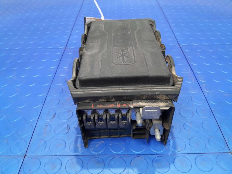 2018 Chevrolet Malibu Engine Fuse Box