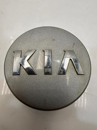 2016 Kia Sedona Center Cap