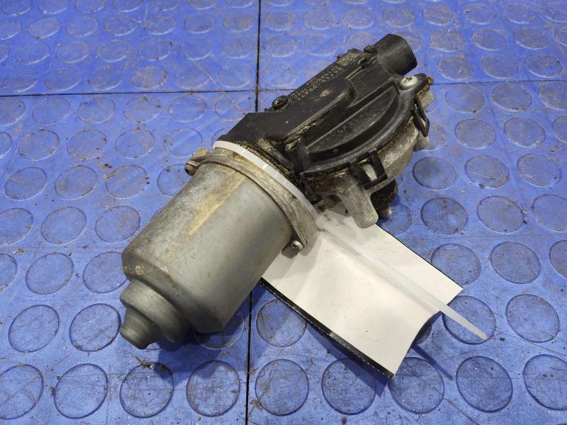 2011 Toyota Corolla Wiper Motor Front
