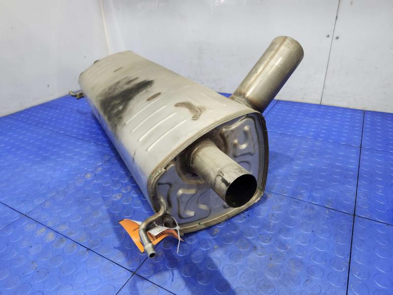 2017-2019 Audi Q7 3.0L Rear Exhaust Muffler Genuine OEM 4M0253181AN