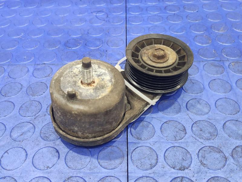 2004 Ford Explorer Engine Belt Tensioner
