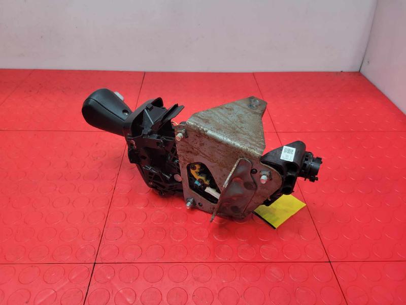2012-2014 Honda CR-V Automatic Gear Shifter Assembly Genuine OEM 54200-T0A-A81