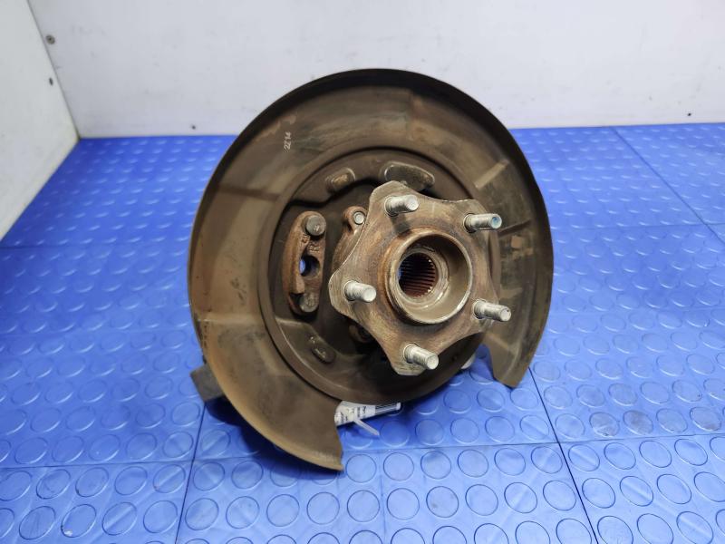 2013 Infiniti FX35 Rear Knuckle/Stub Axle
