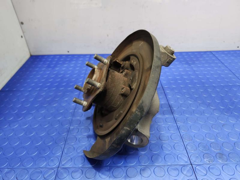 2013 Infiniti FX35 Rear Knuckle/Stub Axle