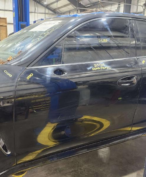 2015 Porsche Panamera Front Door