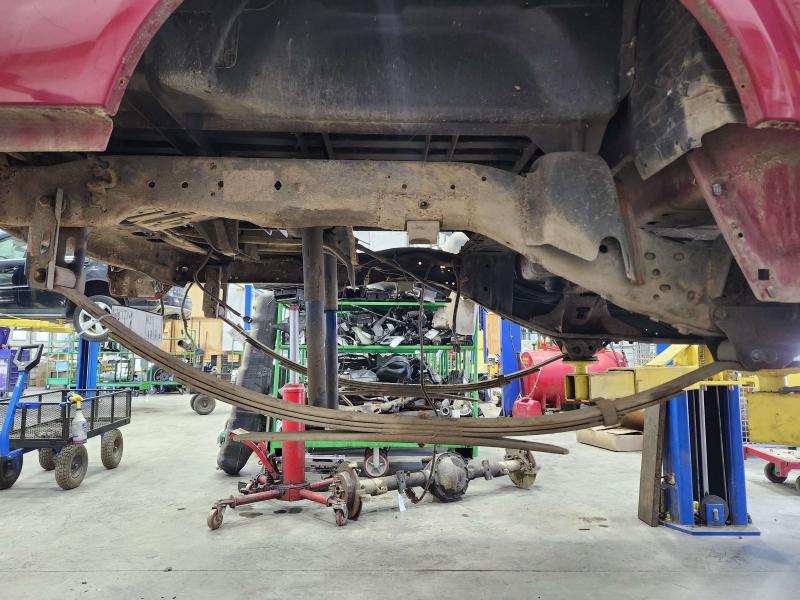 2004 Ford Explorer Leaf Spring Rear