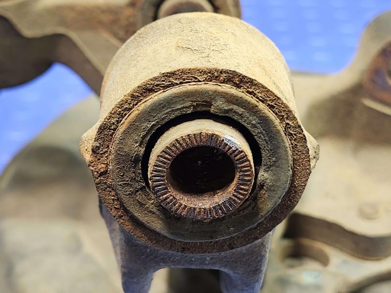 2002 Toyota Camry Rear Knuckle/Stub Axle
