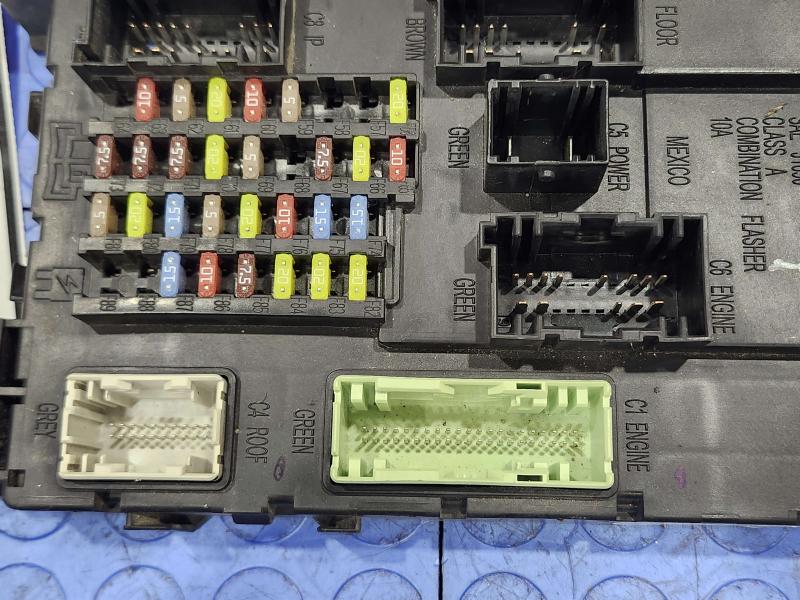 2017 Ford Focus Cabin Fuse Box