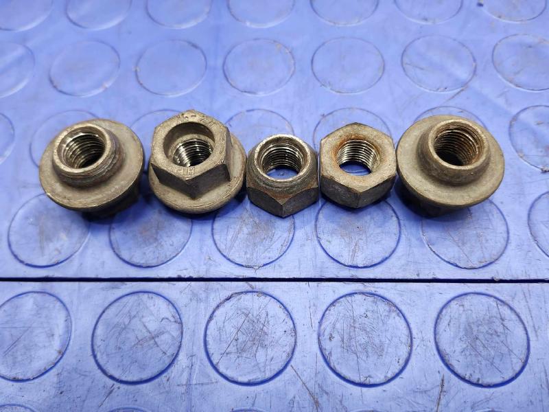 1984 Oldsmobile Ninety-Eight Lug Nuts