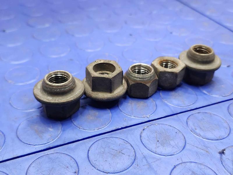 1984 Oldsmobile Ninety-Eight Lug Nuts