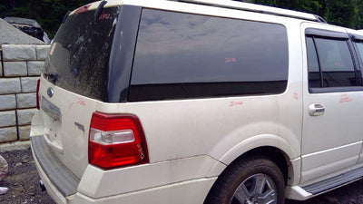 2007 Ford Expedition Quarter Panel