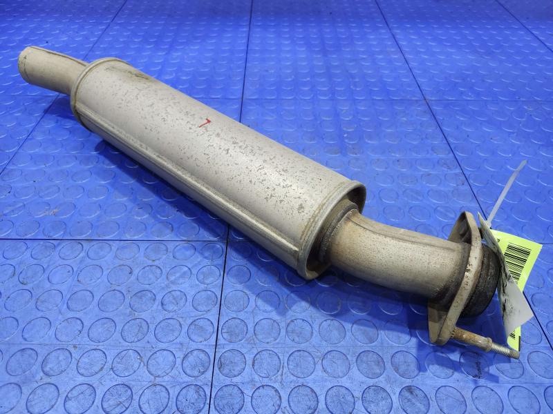 2013 Chrysler 300 Muffler