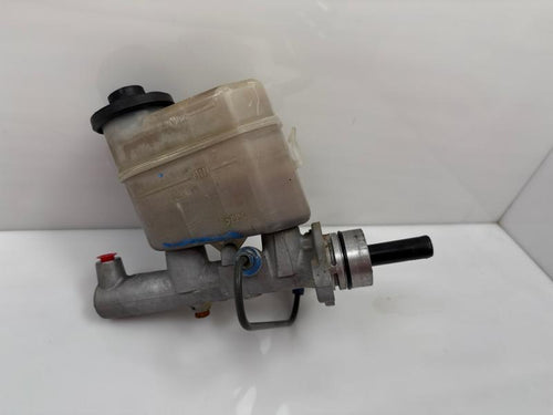 2001 Toyota Avalon Master Cylinder