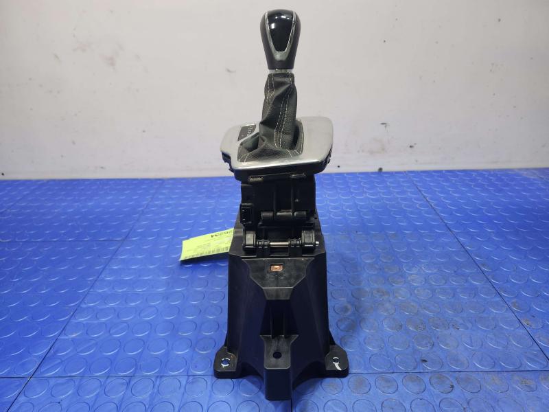 2018-2020 Buick Regal Automatic Gear Shifter Assembly Genuine OEM 39224645