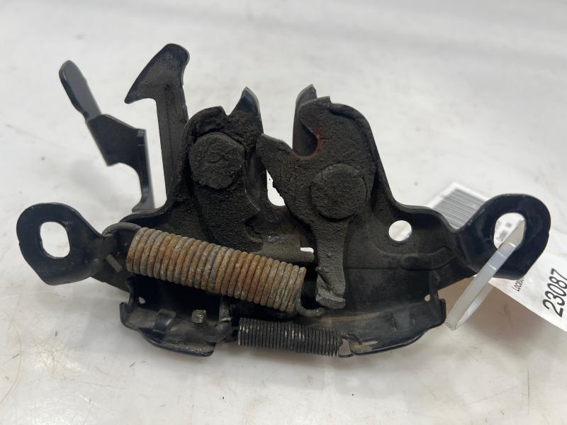 2004 - 2015 Nissan Titan Armada Hood Lock Latch Assembly OEM 656017S000