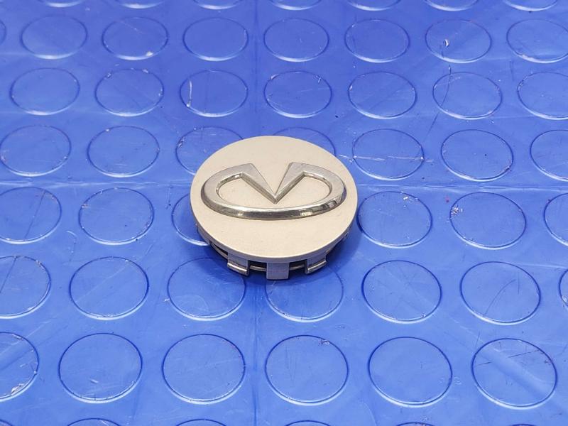 2013 Infiniti FX35 Center Cap