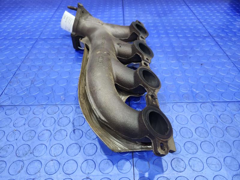 2017 Chevrolet Silverado 2500 Exhaust Manifold