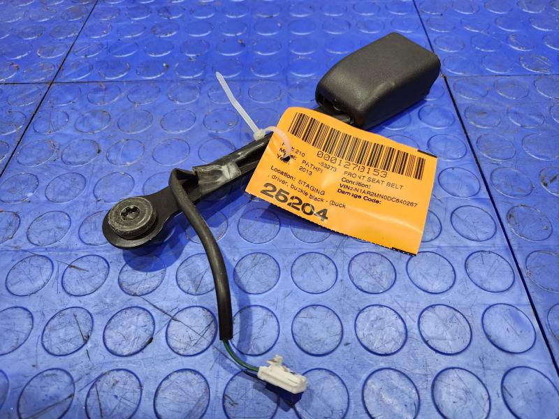 2013 Nissan Pathfinder Front Seat Belt