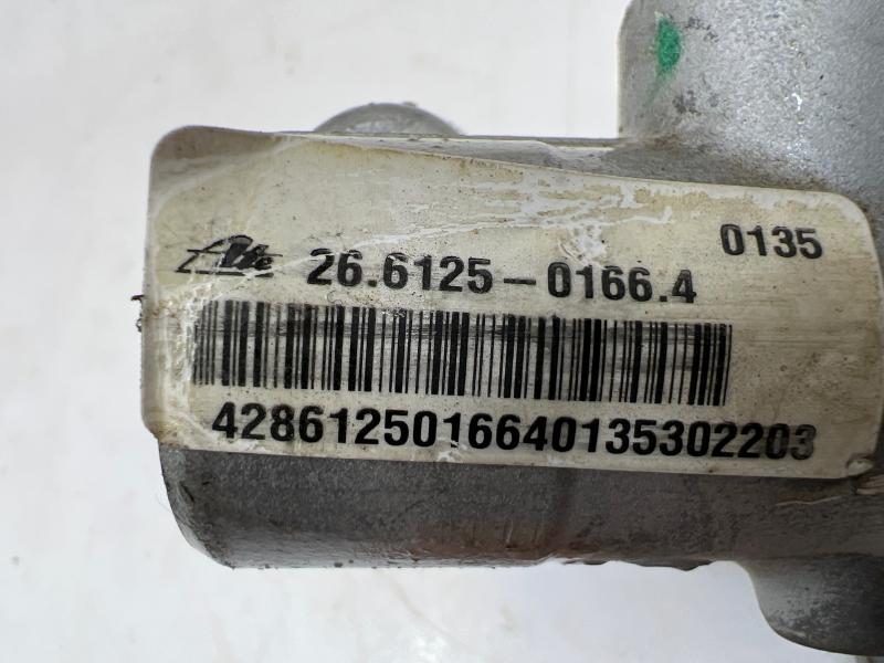 2012 - 2017 Buick Verano Brake Master Cylinder Assembly OEM 22908217