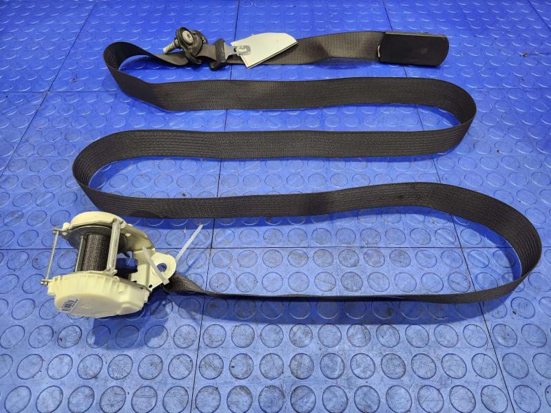 2010 Chevrolet Tahoe Rear Seat Belt