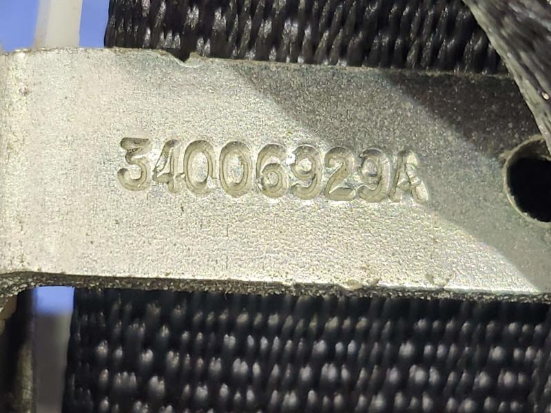 2010 Chevrolet Tahoe Rear Seat Belt