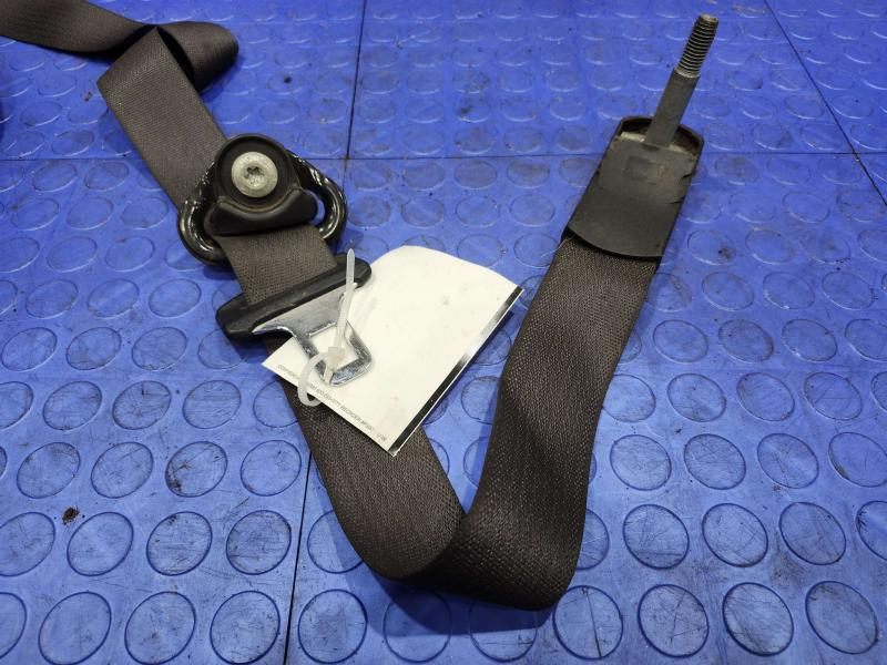 2010 Chevrolet Tahoe Rear Seat Belt