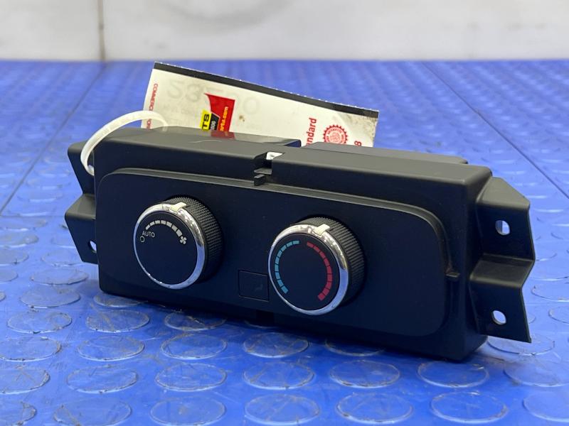 2011-2013 Dodge Durango Rear Temperature Climate Controls OEM 55111866AD