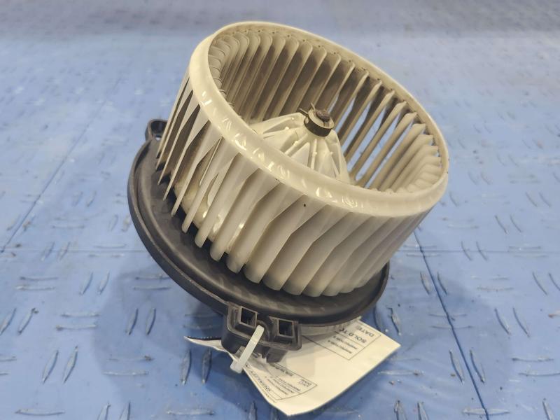 2002 Toyota Camry Blower Motor
