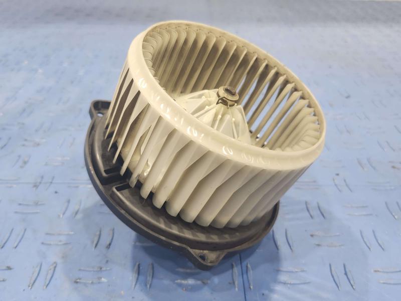 2002 Toyota Camry Blower Motor