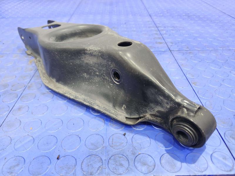 2014 Dodge Challenger Lower Control Arm Rr